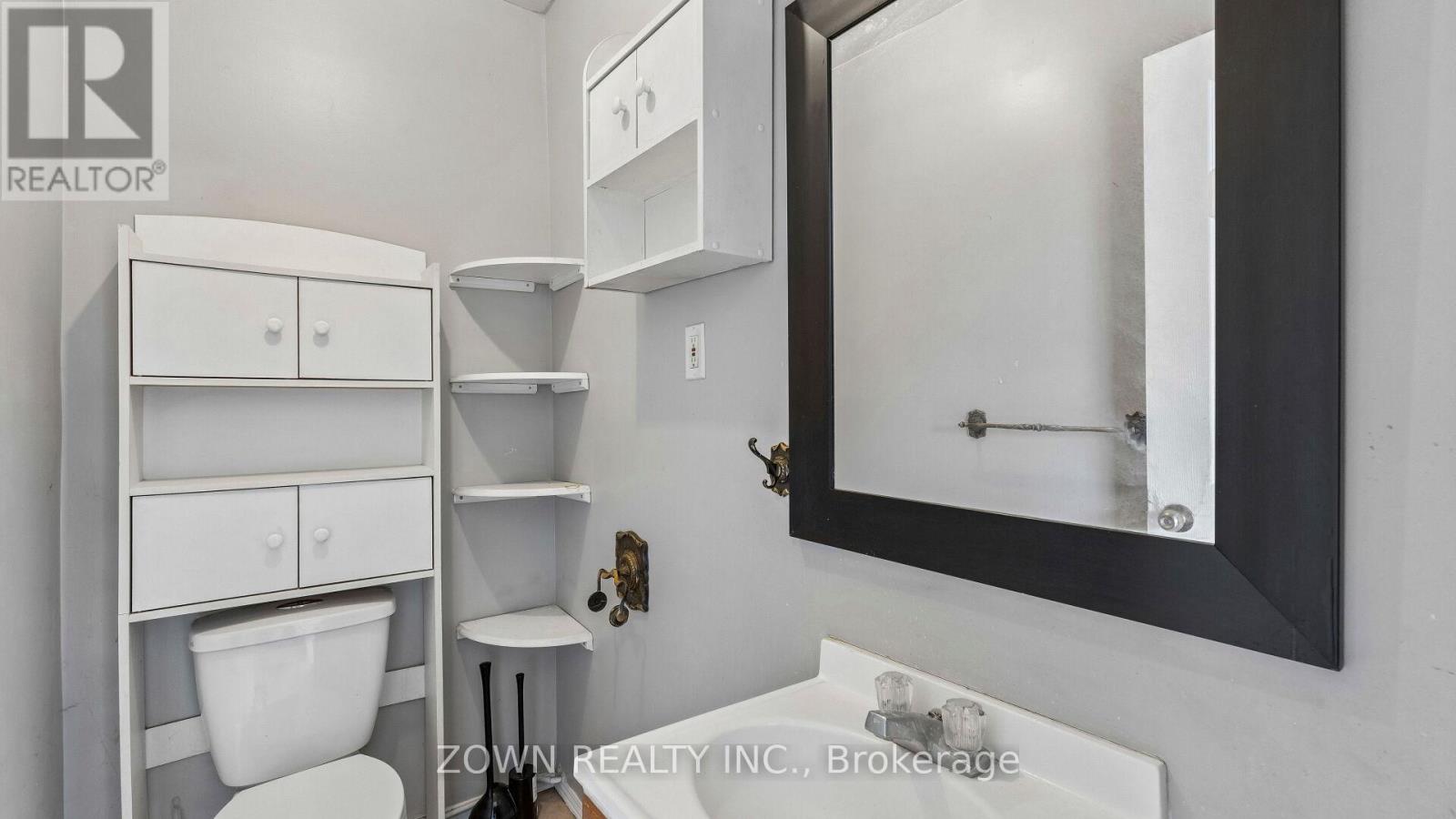 111 HILLYARD STREET, Hamilton (North End), Ontario, L8L6B5 — Photo 20