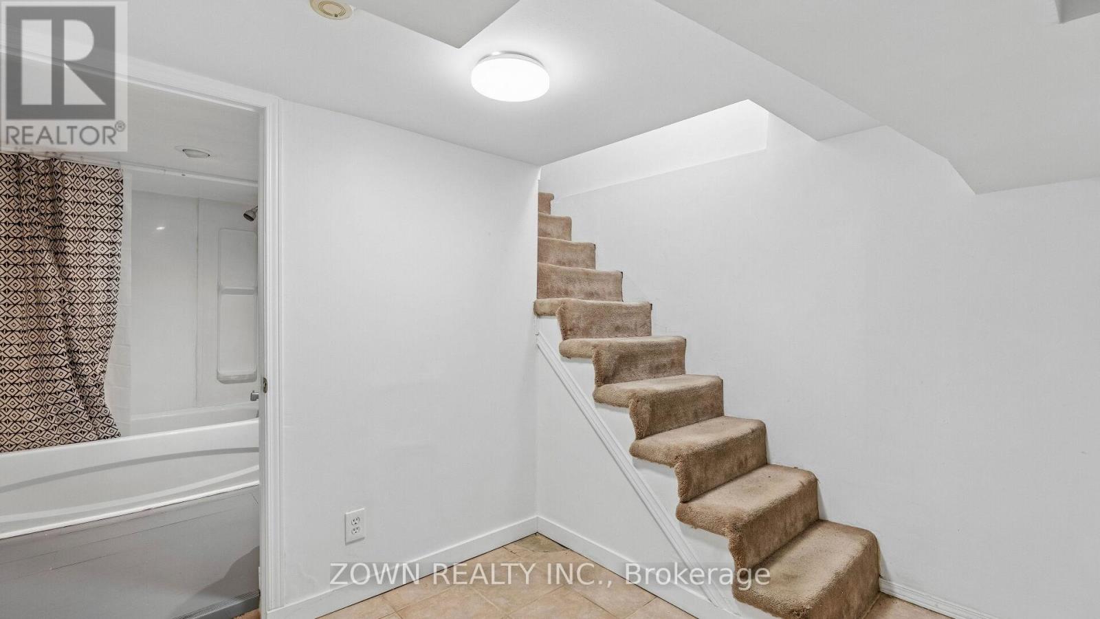 111 HILLYARD STREET, Hamilton (North End), Ontario, L8L6B5 — Photo 21