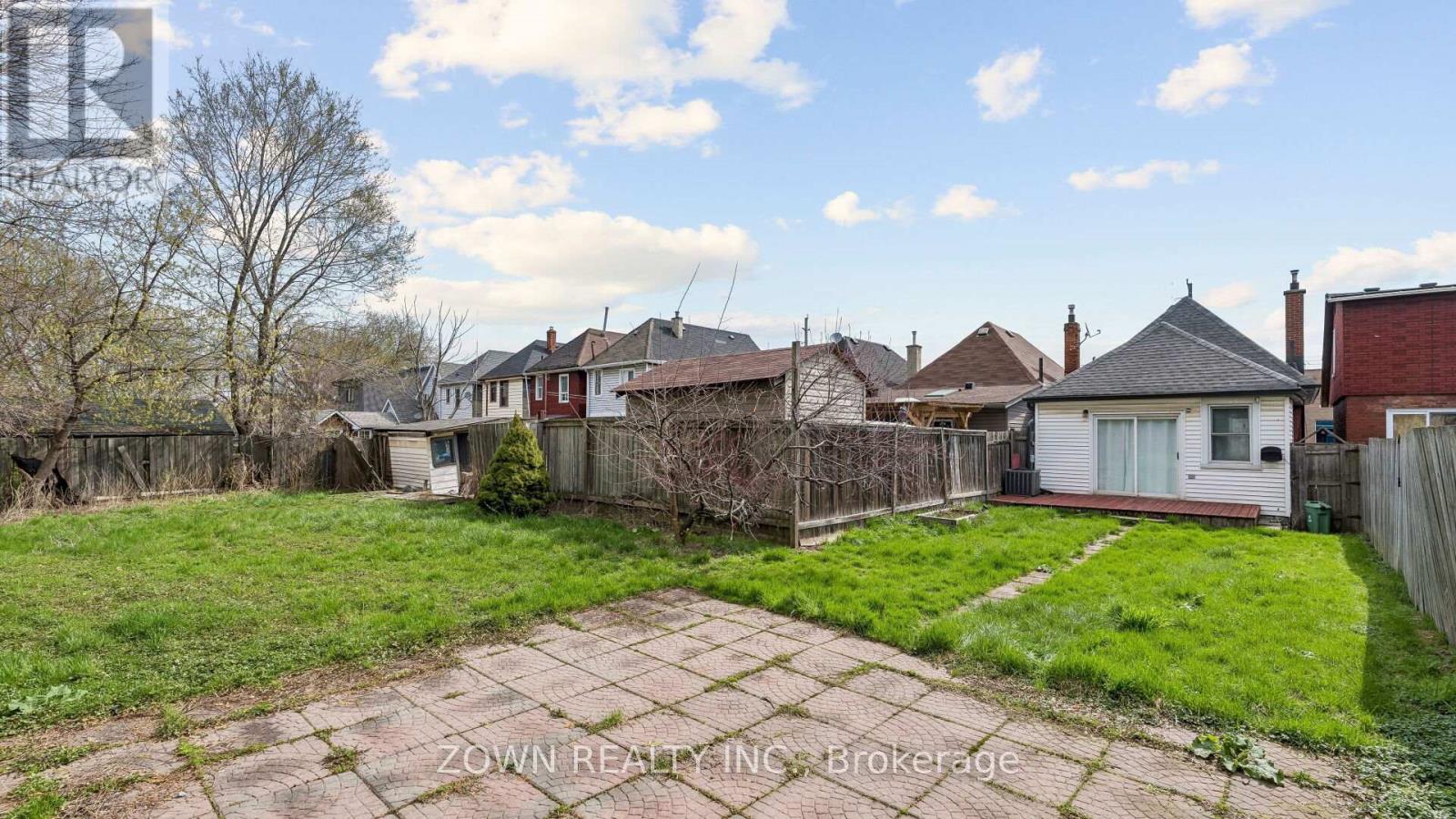 111 HILLYARD STREET, Hamilton (North End), Ontario, L8L6B5 — Photo 32