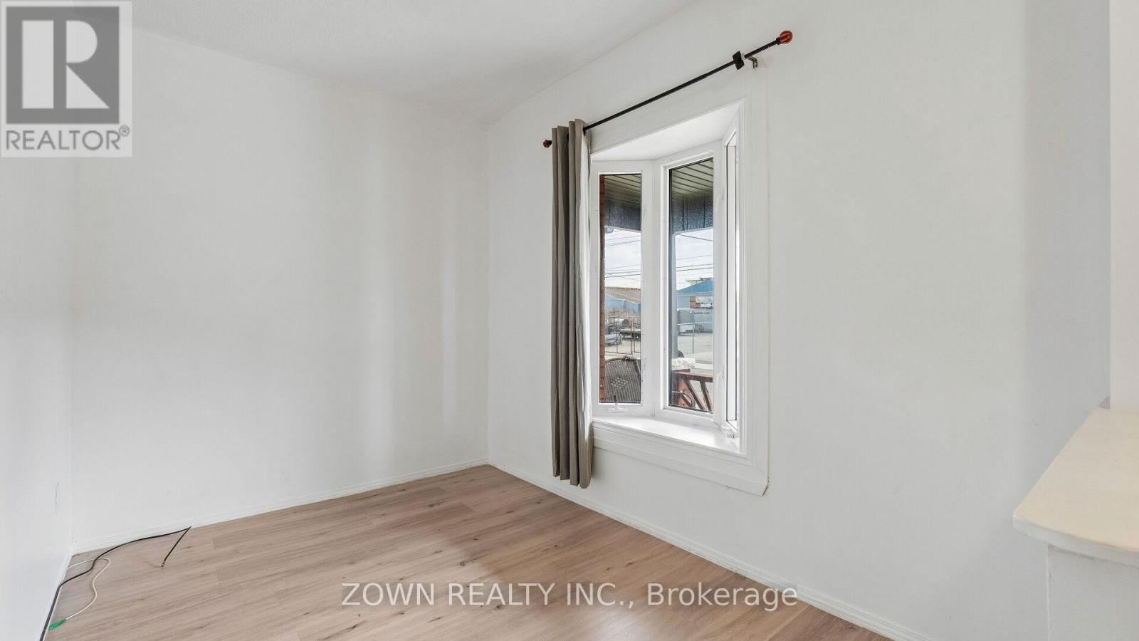 111 HILLYARD STREET, Hamilton (North End), Ontario, L8L6B5 — Photo 7