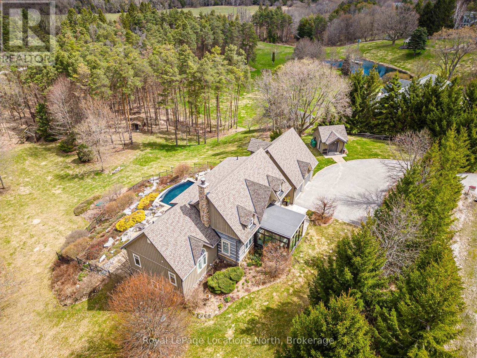 4 PURPLE HILL LANE, Clearview (Creemore), Ontario, L0M1G0 — Photo 3