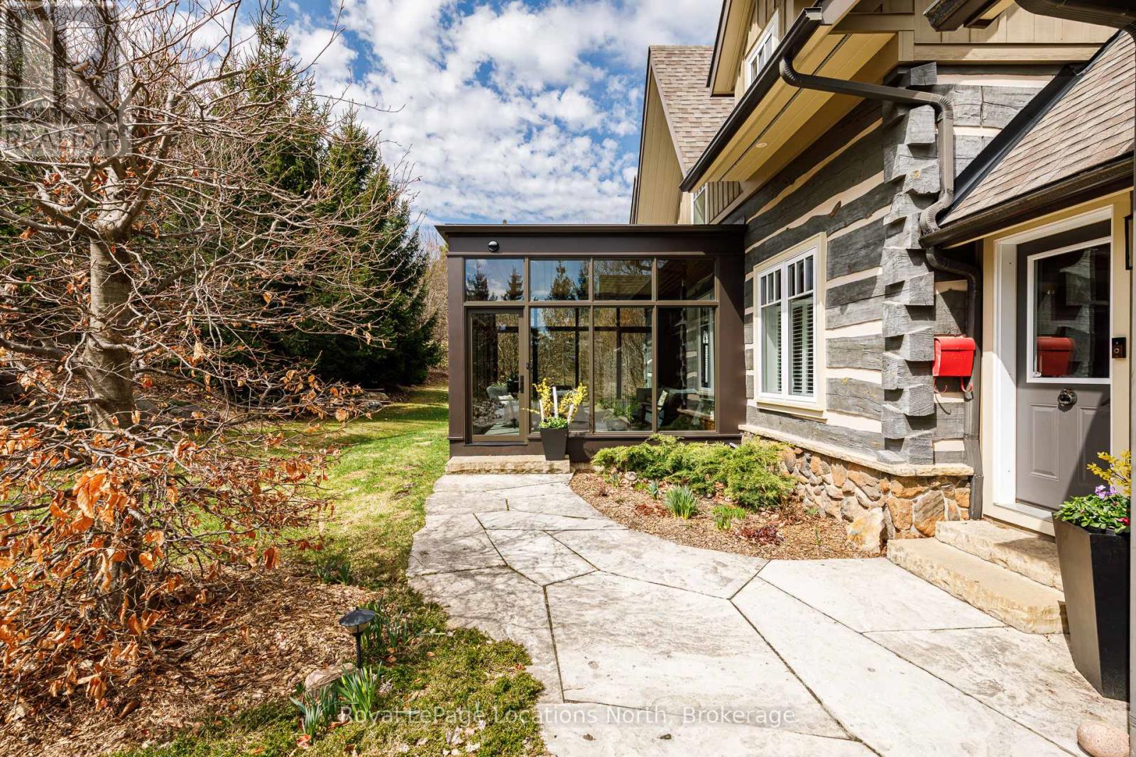 4 PURPLE HILL LANE, Clearview (Creemore), Ontario, L0M1G0 — Photo 5