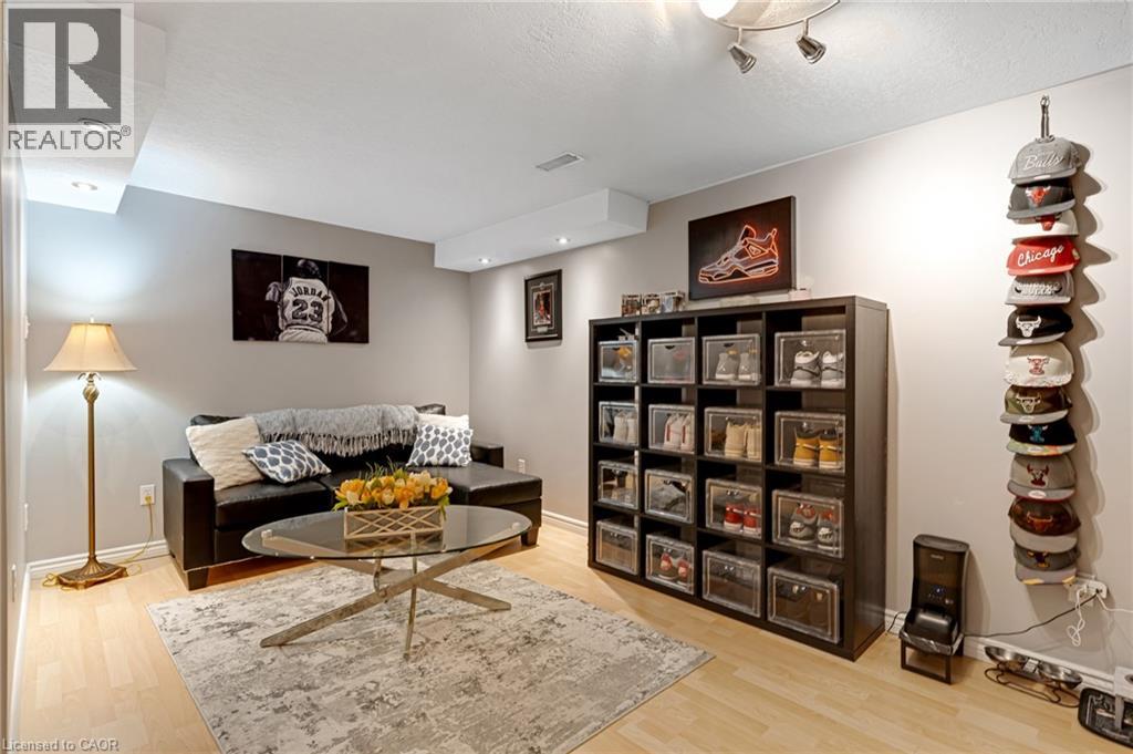 56 FLOCKHART Road, Cambridge, Ontario, N1P1G3 — Photo 37
