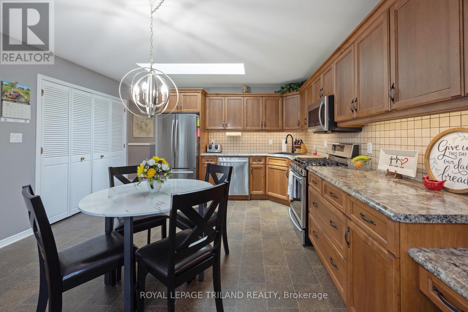 31 NEAL AVENUE, St. Thomas, Ontario, N5R6B5 — Photo 10