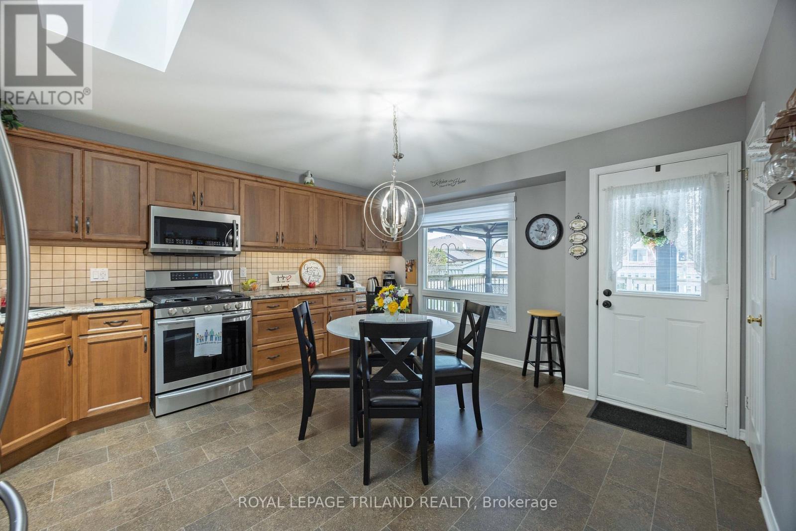 31 NEAL AVENUE, St. Thomas, Ontario, N5R6B5 — Photo 11