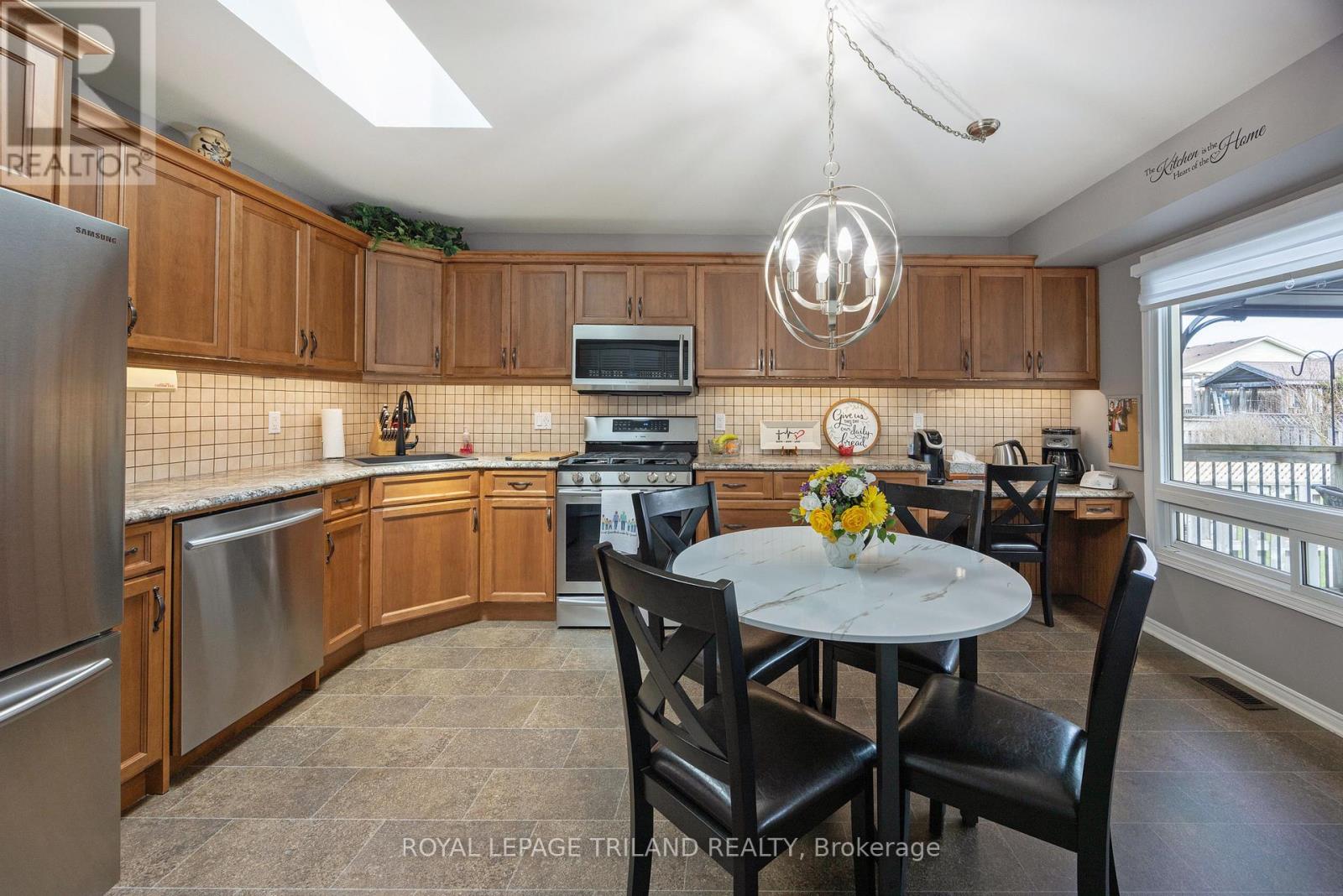 31 NEAL AVENUE, St. Thomas, Ontario, N5R6B5 — Photo 12