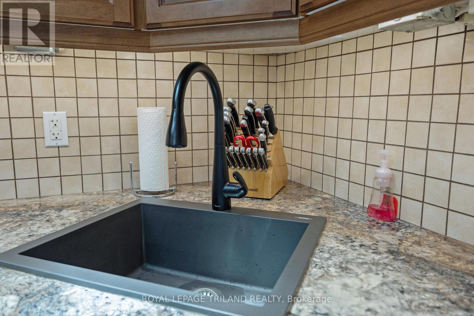 31 NEAL AVENUE, St. Thomas, Ontario, N5R6B5 — Photo 13