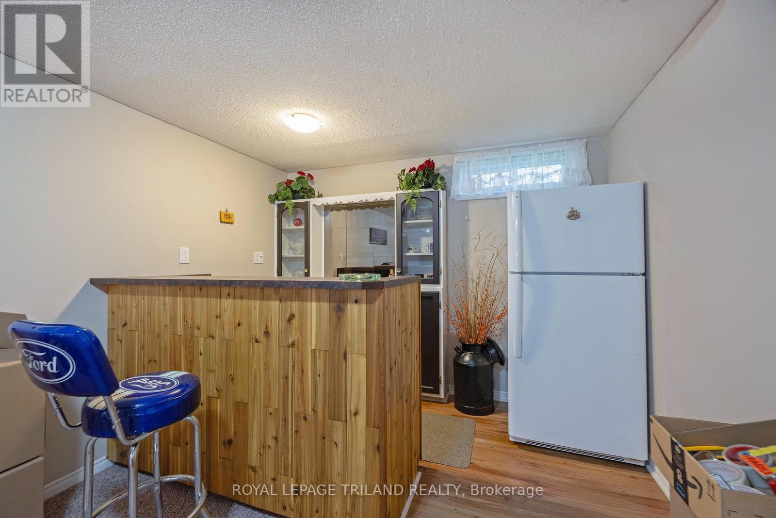 31 NEAL AVENUE, St. Thomas, Ontario, N5R6B5 — Photo 24