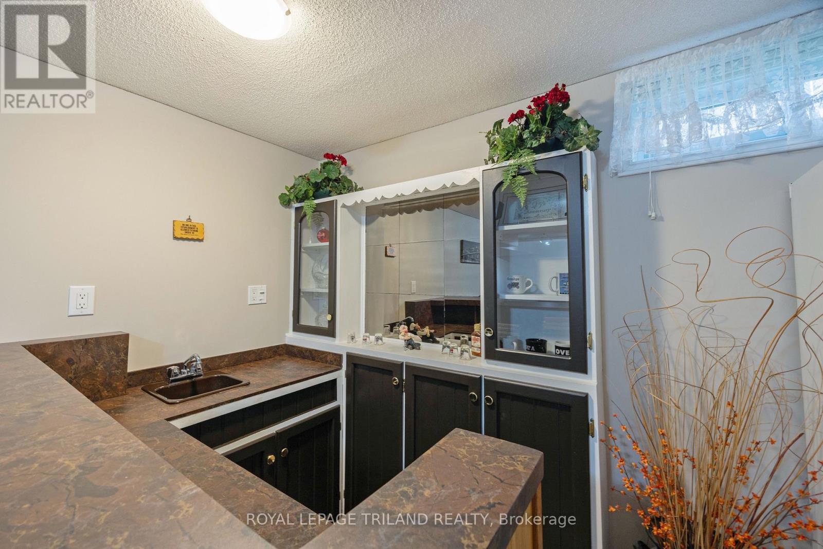 31 NEAL AVENUE, St. Thomas, Ontario, N5R6B5 — Photo 25