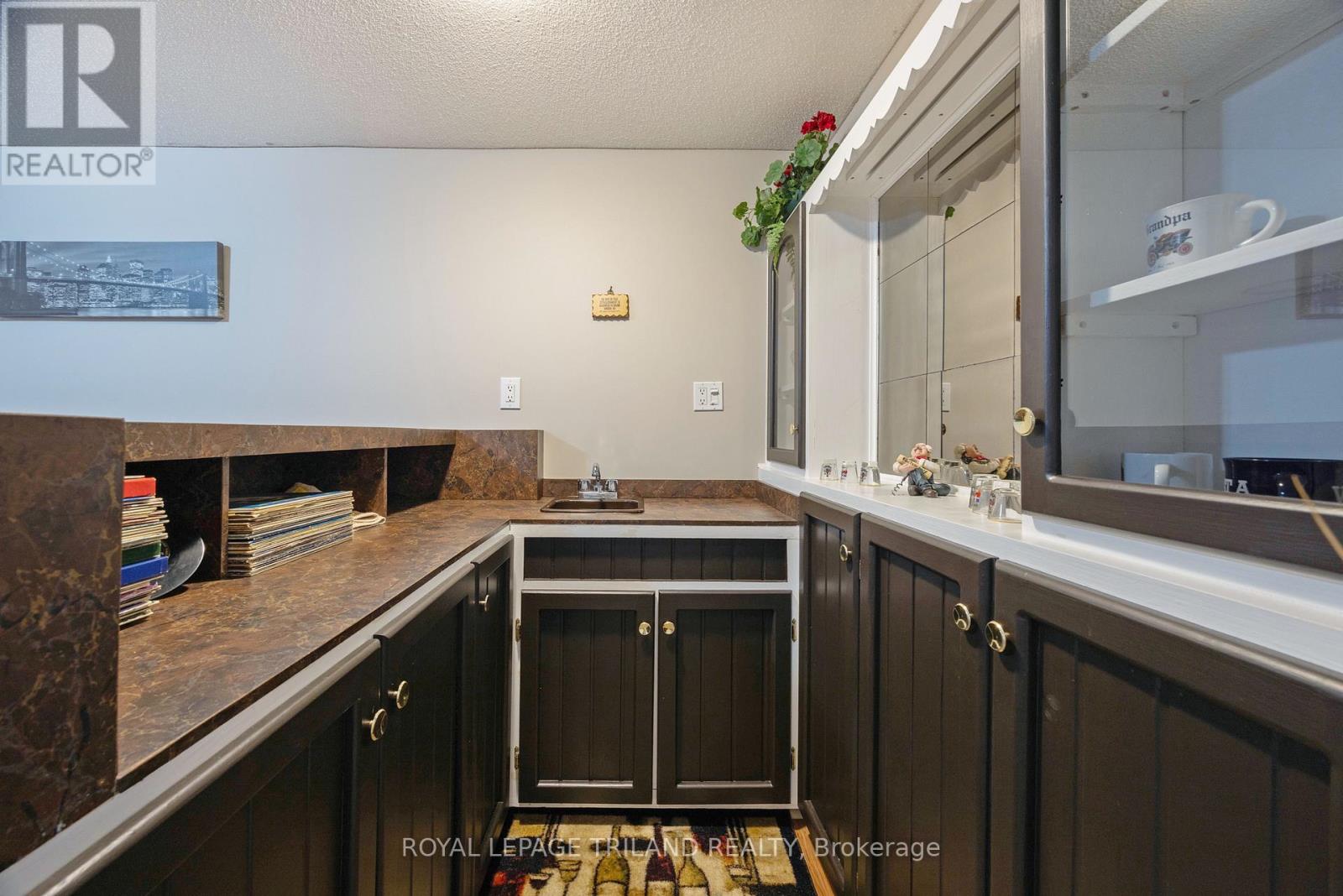 31 NEAL AVENUE, St. Thomas, Ontario, N5R6B5 — Photo 26