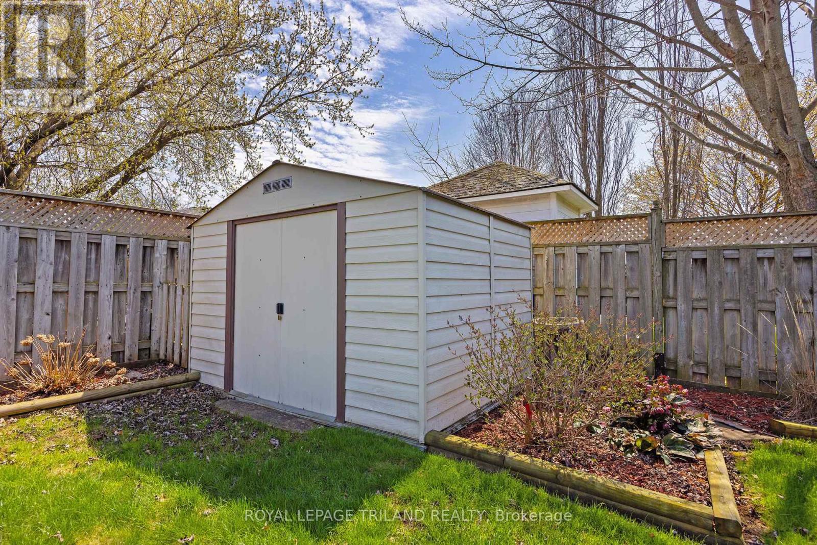 31 NEAL AVENUE, St. Thomas, Ontario, N5R6B5 — Photo 36