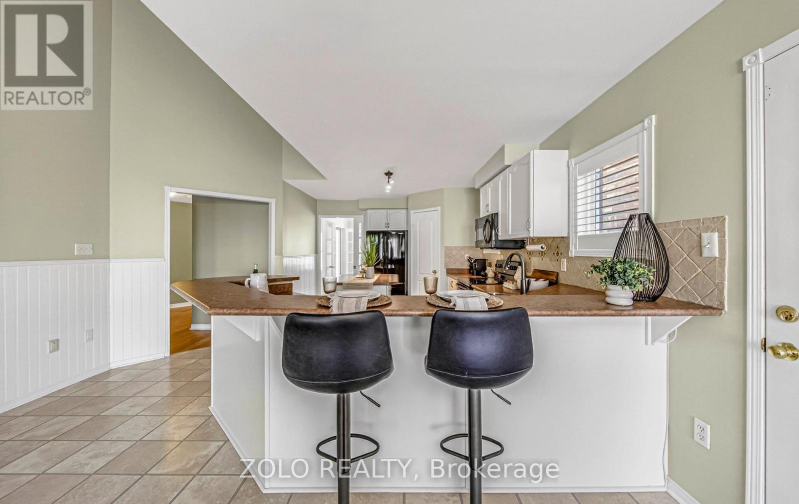 4 STURGESS CRESCENT, Whitby (Brooklin), Ontario, L1M1J9 — Photo 15