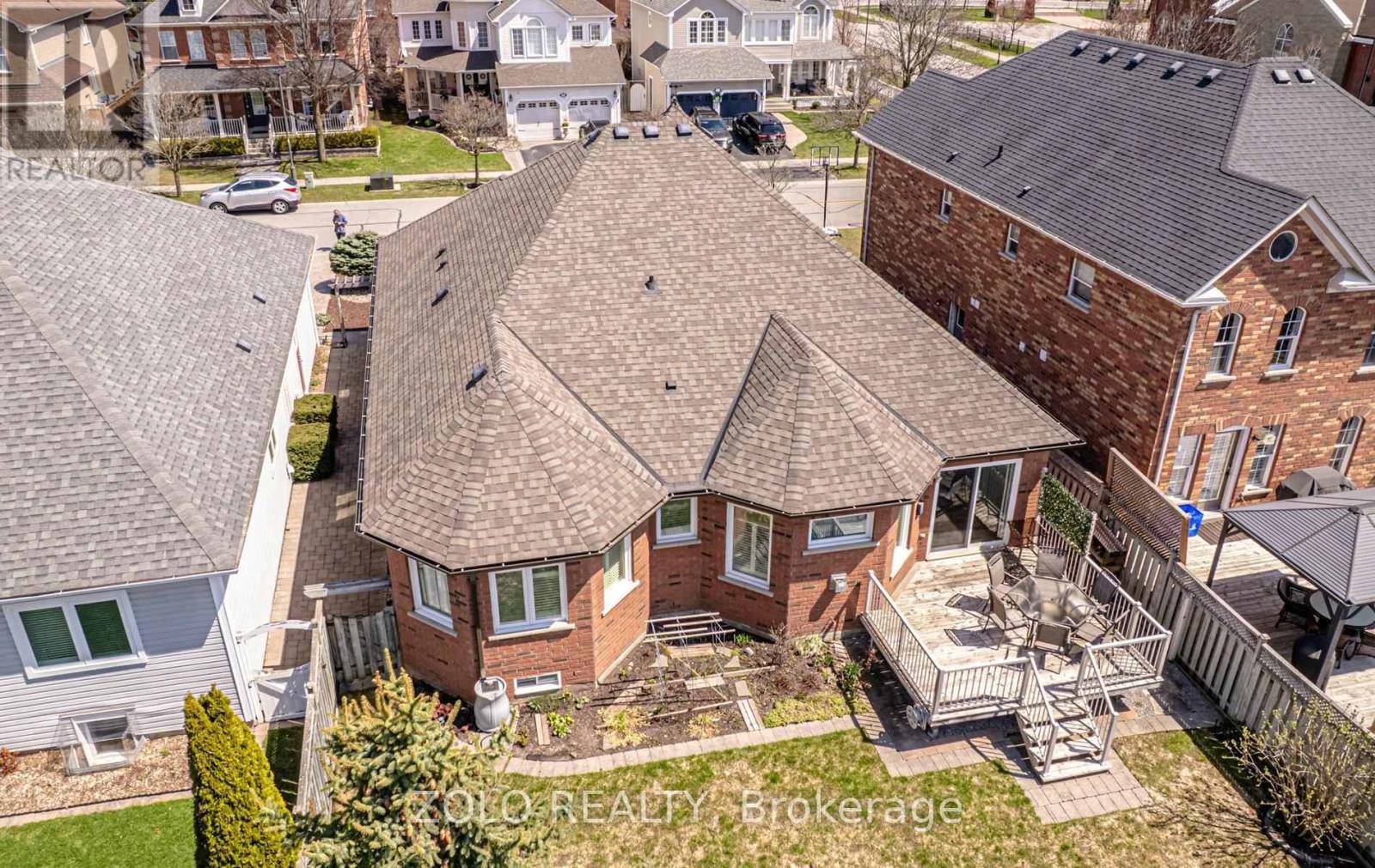 4 STURGESS CRESCENT, Whitby (Brooklin), Ontario, L1M1J9 — Photo 41