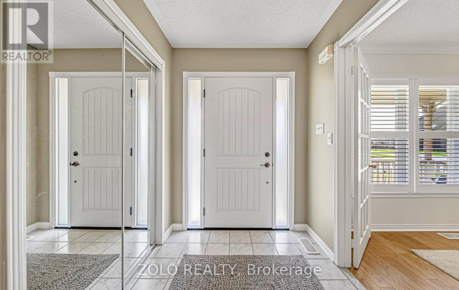 4 STURGESS CRESCENT, Whitby (Brooklin), Ontario, L1M1J9 — Photo 5