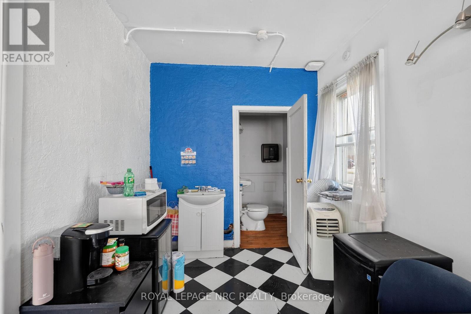 13 ALBERT STREET W, Thorold (Thorold Downtown), Ontario, L2V2E9 — Photo 10