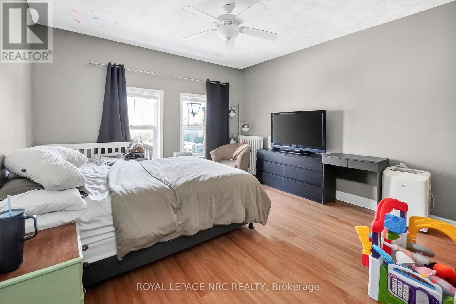 13 ALBERT STREET W, Thorold (Thorold Downtown), Ontario, L2V2E9 — Photo 20