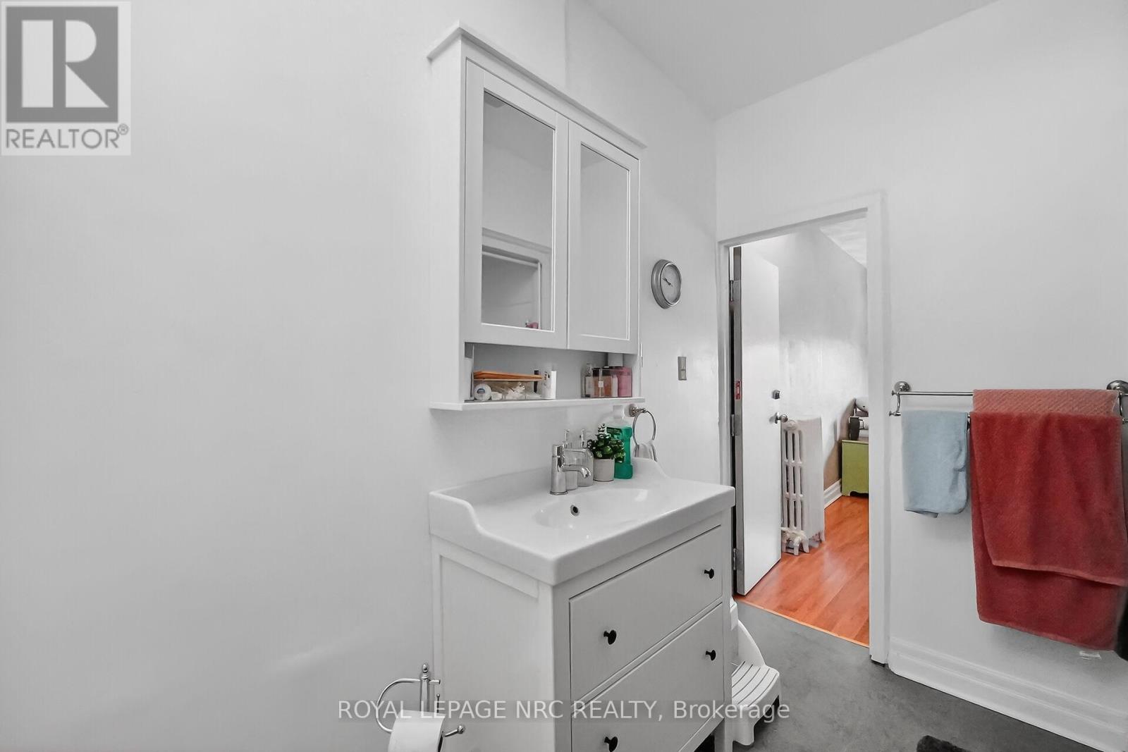 13 ALBERT STREET W, Thorold (Thorold Downtown), Ontario, L2V2E9 — Photo 23