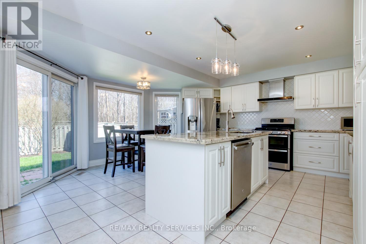 3 NYMARK PLACE, Brampton (Westgate), Ontario, L6S5T5 — Photo 12