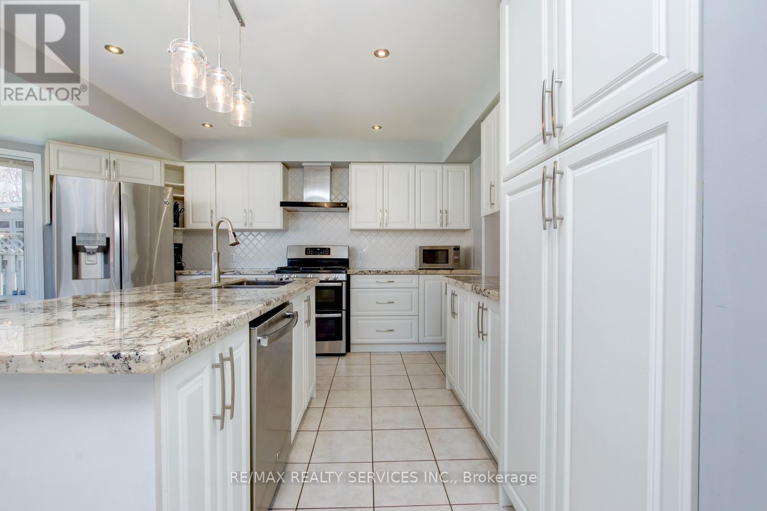 3 NYMARK PLACE, Brampton (Westgate), Ontario, L6S5T5 — Photo 14