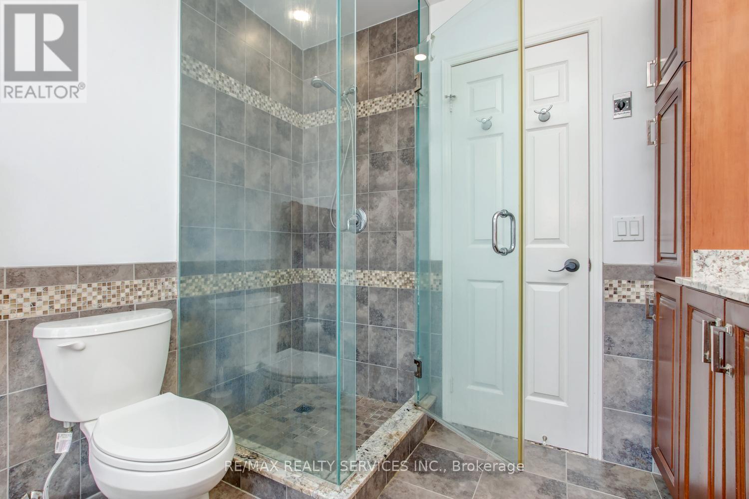 3 NYMARK PLACE, Brampton (Westgate), Ontario, L6S5T5 — Photo 29