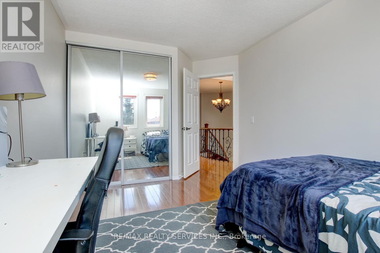 3 NYMARK PLACE, Brampton (Westgate), Ontario, L6S5T5 — Photo 33