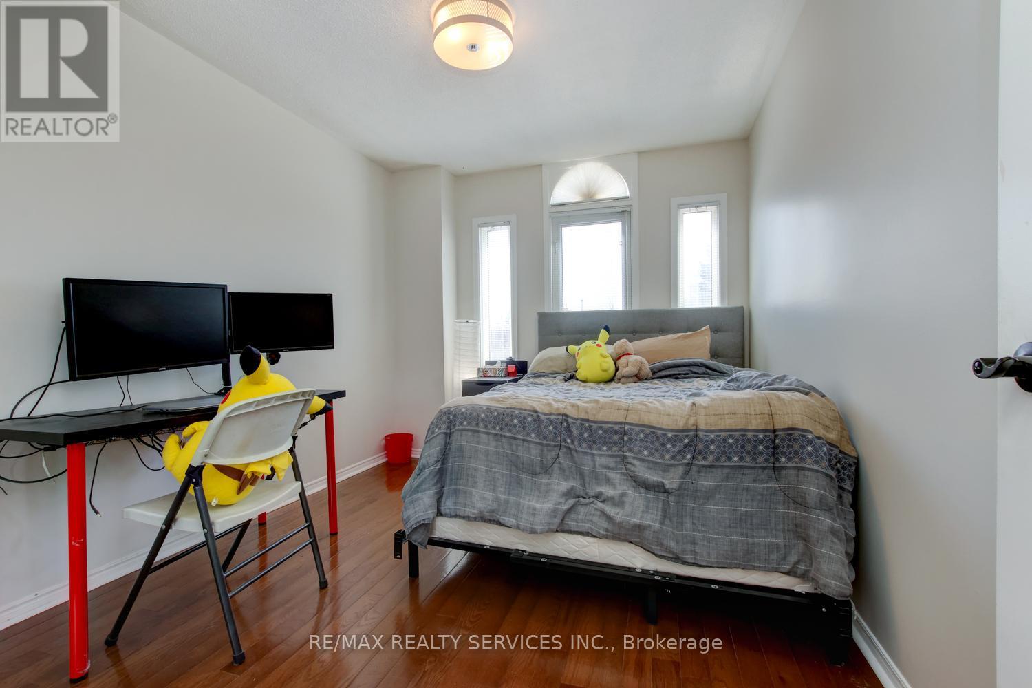 3 NYMARK PLACE, Brampton (Westgate), Ontario, L6S5T5 — Photo 34