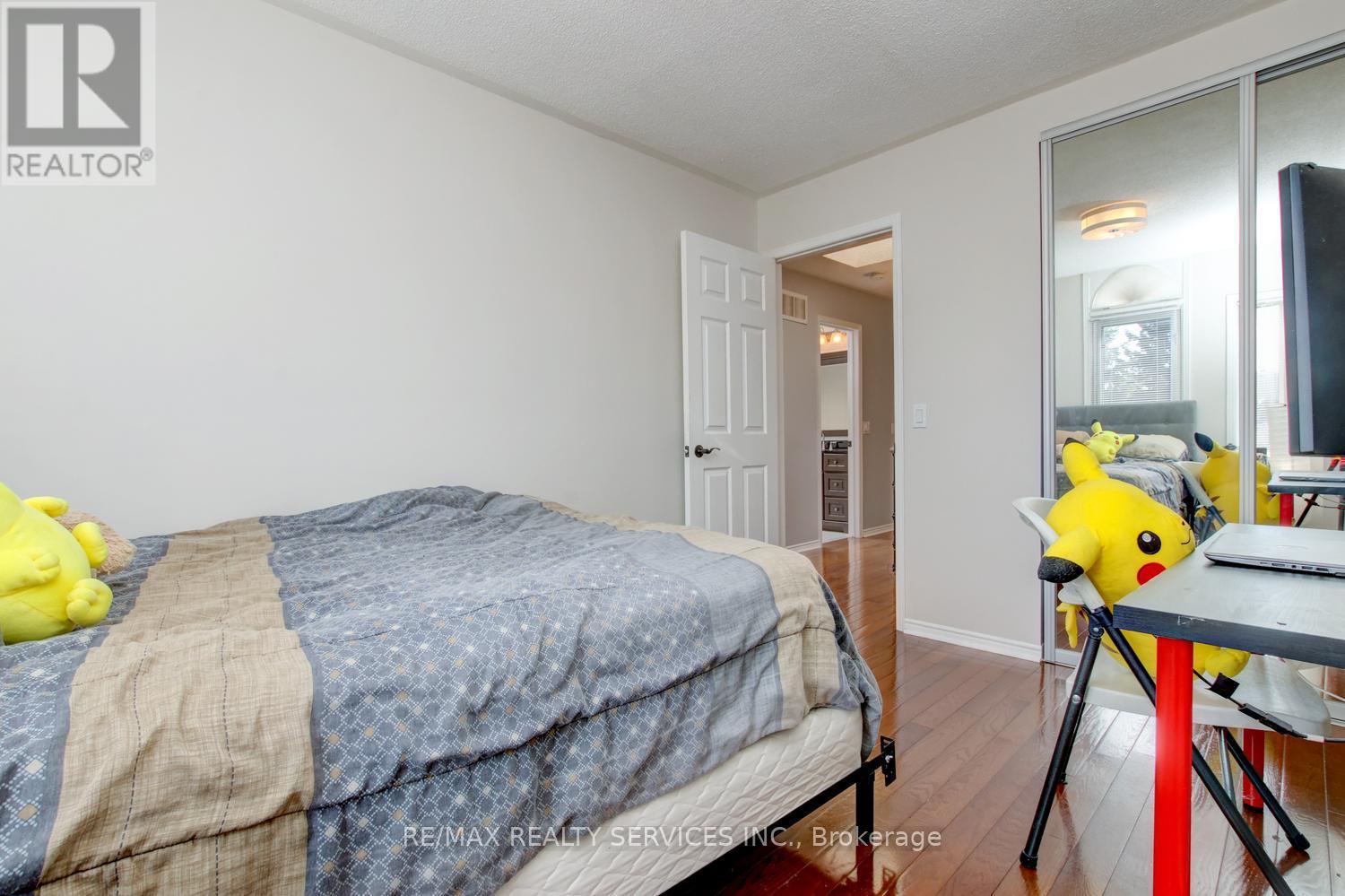 3 NYMARK PLACE, Brampton (Westgate), Ontario, L6S5T5 — Photo 35