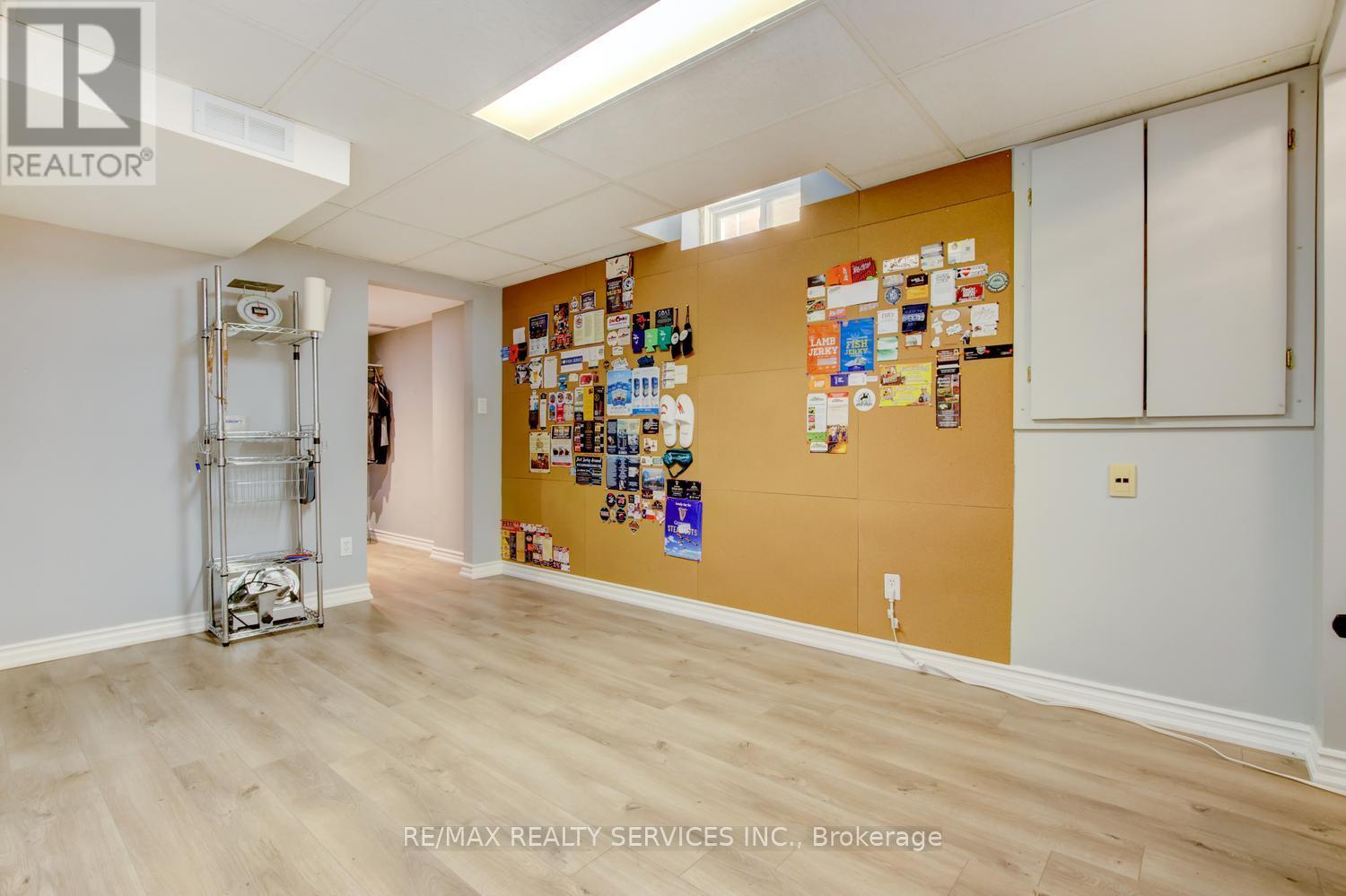 3 NYMARK PLACE, Brampton (Westgate), Ontario, L6S5T5 — Photo 42