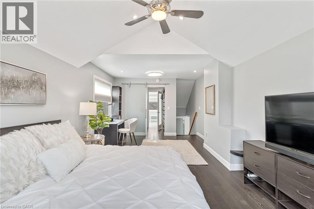 2123 DEYNCOURT Drive, Burlington, Ontario, L7R1W2 — Photo 21