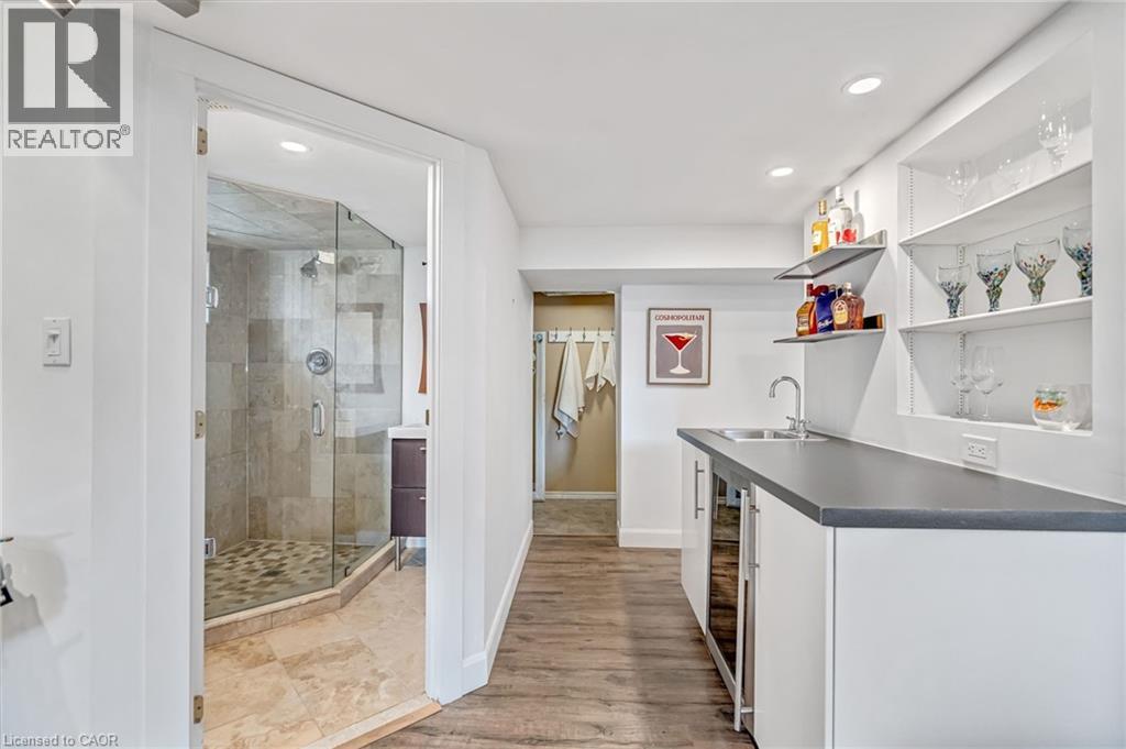 2123 DEYNCOURT Drive, Burlington, Ontario, L7R1W2 — Photo 34