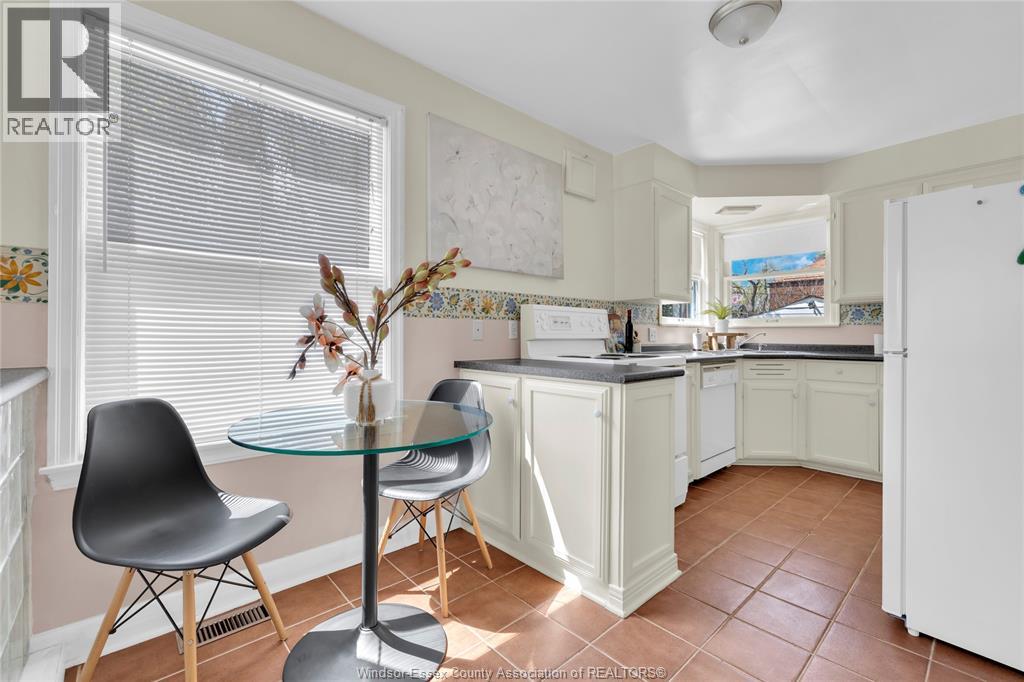 7534 St. Rose, Windsor, Ontario, N8S1Y7 — Photo 11