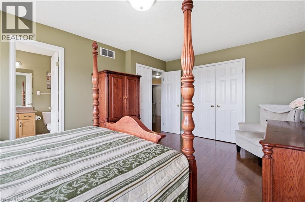 31 WHITE SANDS Court, Kitchener, Ontario, N2E3S4 — Photo 20