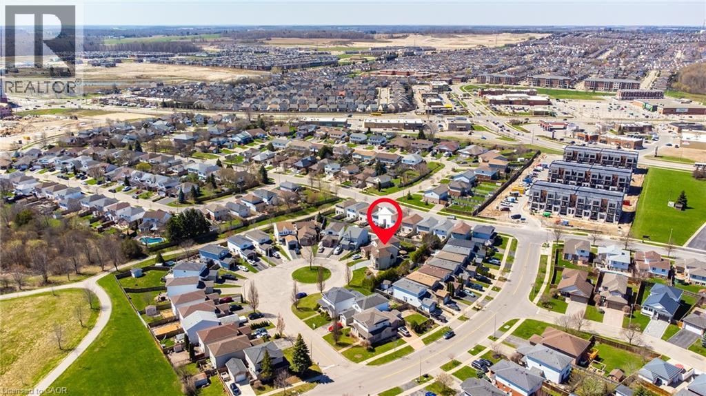 31 WHITE SANDS Court, Kitchener, Ontario, N2E3S4 — Photo 48