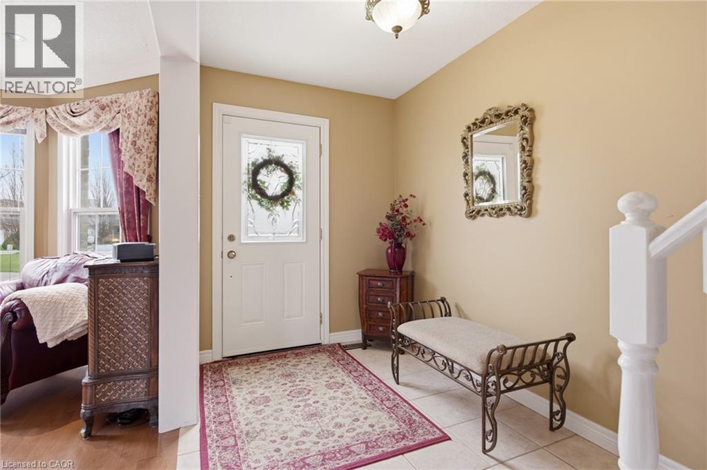 31 WHITE SANDS Court, Kitchener, Ontario, N2E3S4 — Photo 7