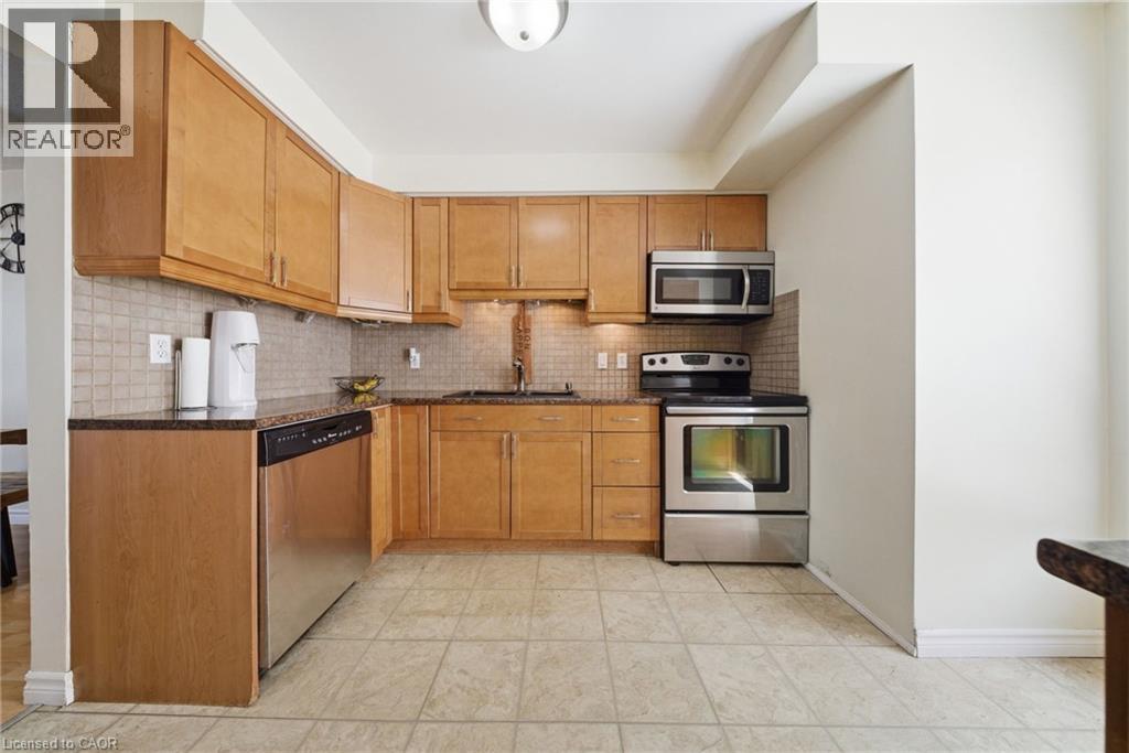 32 MOWAT Boulevard Unit# 41, Kitchener, Ontario, N2E1X4 — Photo 8