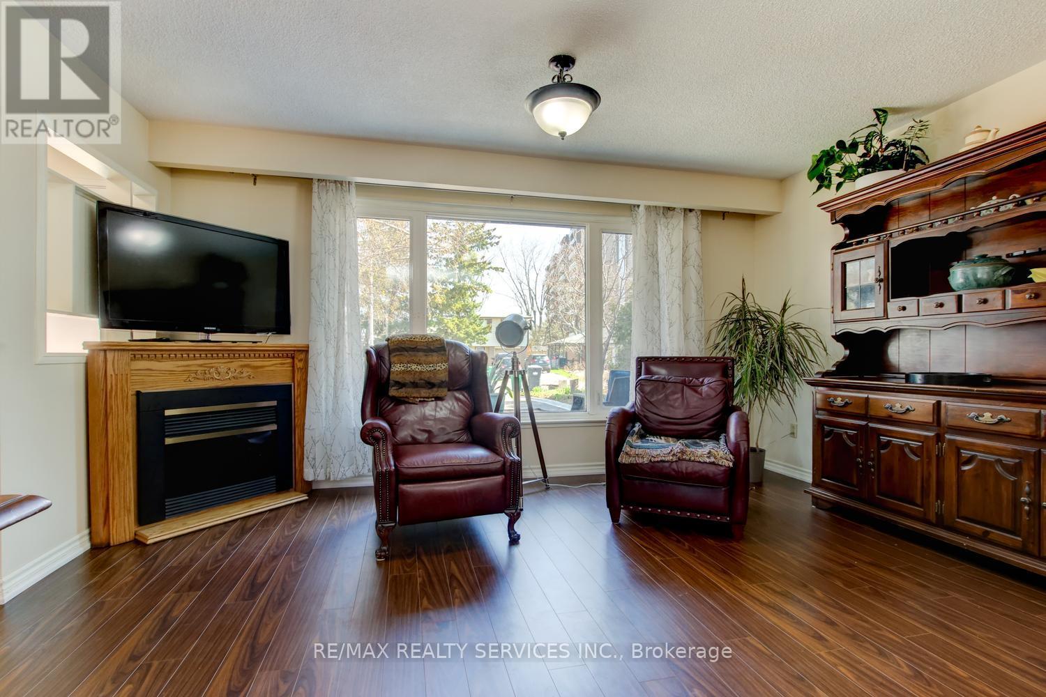 265 BARTLEY BULL PARKWAY, Brampton (Brampton East), Ontario, L6W2L2 — Photo 6