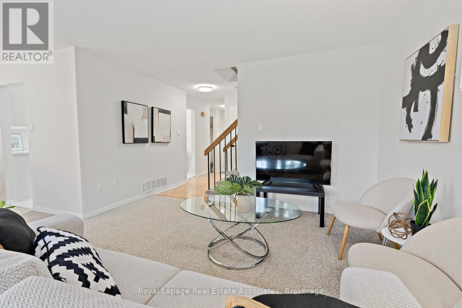 66 LAWNDALE CRESCENT, Brampton (Westgate), Ontario, L6S3L4 — Photo 11