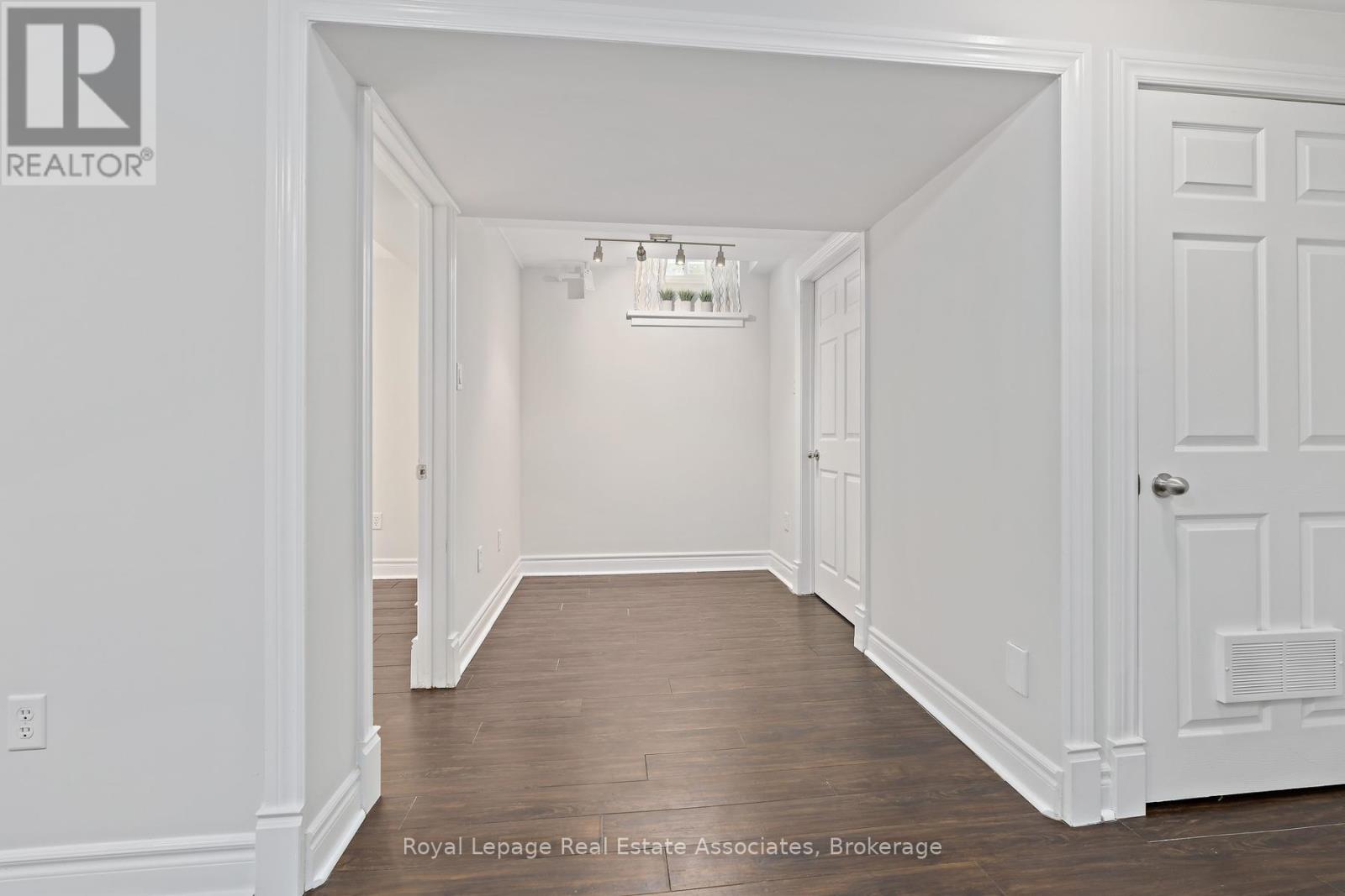 66 LAWNDALE CRESCENT, Brampton (Westgate), Ontario, L6S3L4 — Photo 32