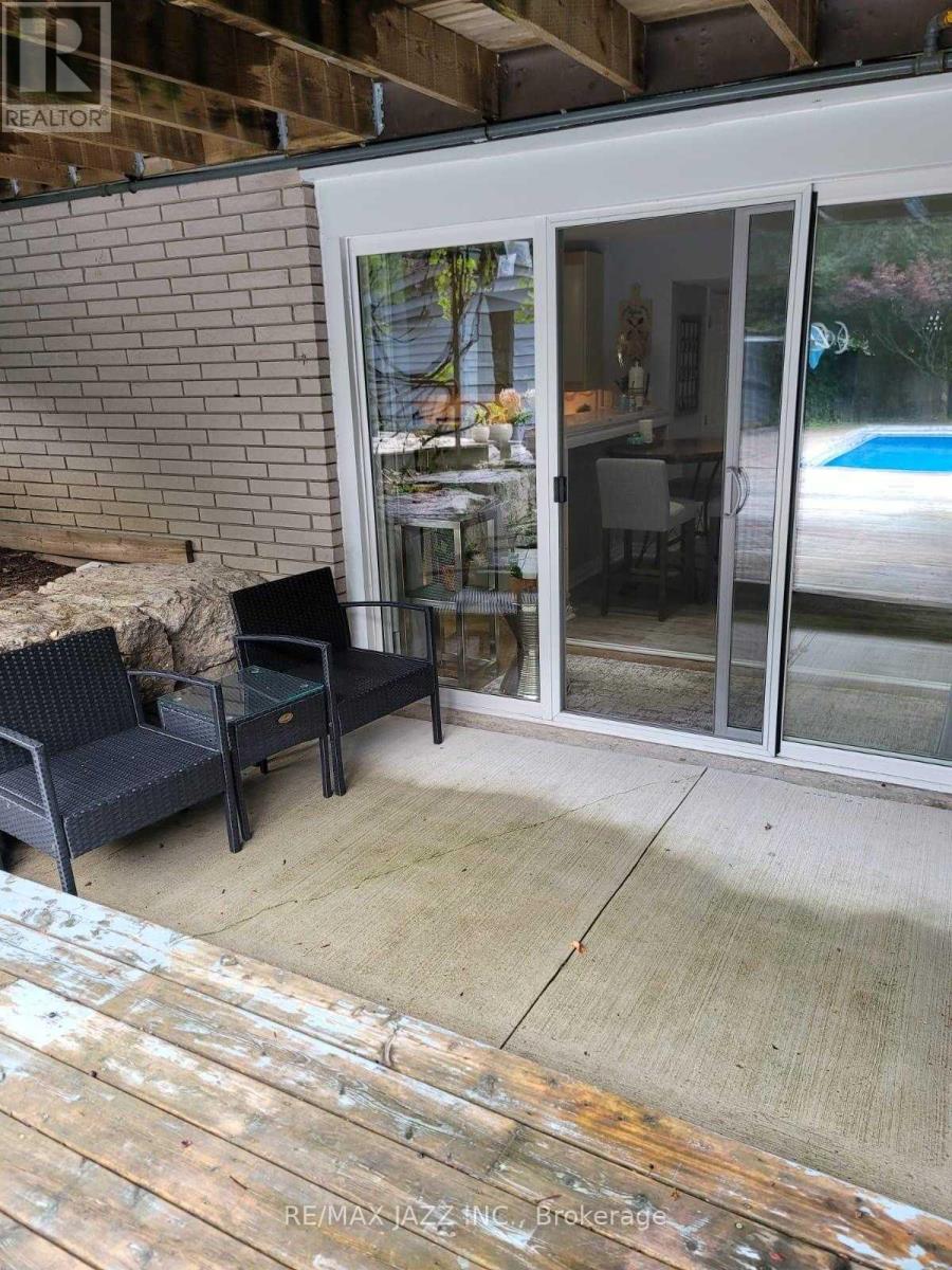 # 2 - 900 JUNIPER STREET, Oshawa (Centennial), Ontario, L1G3E1 — Photo 10