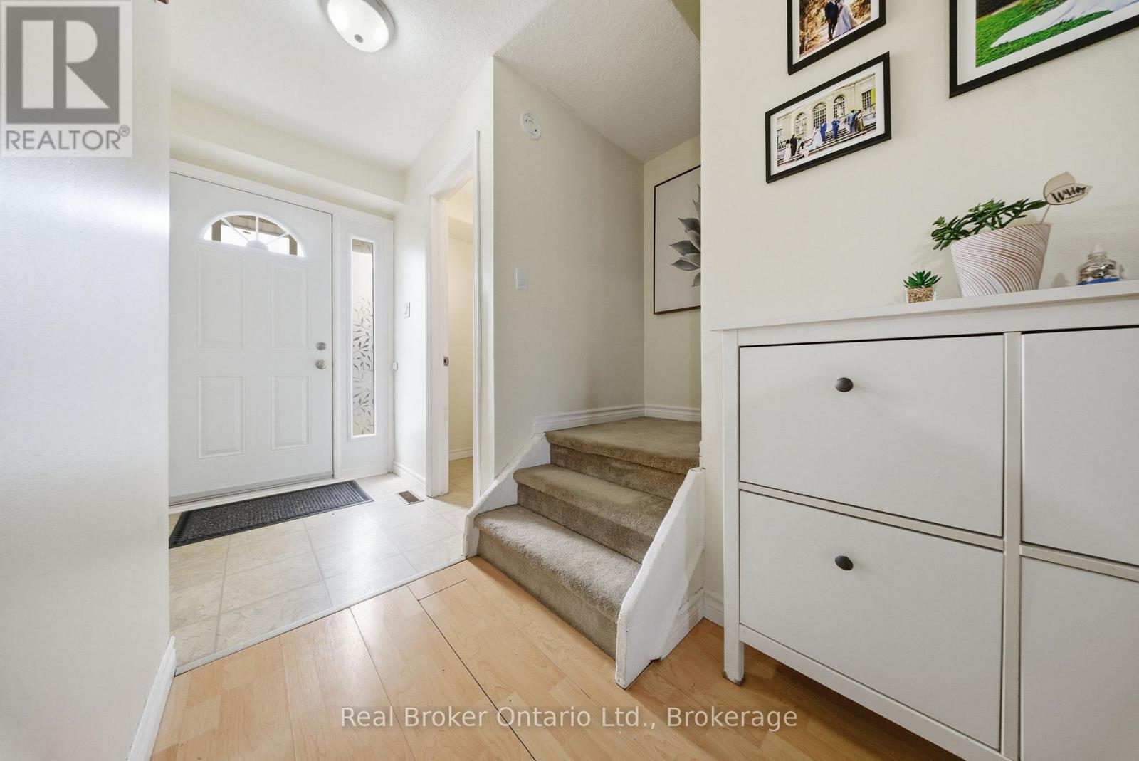 41 - 32 MOWAT BOULEVARD, Kitchener, Ontario, N2E1X4 — Photo 3