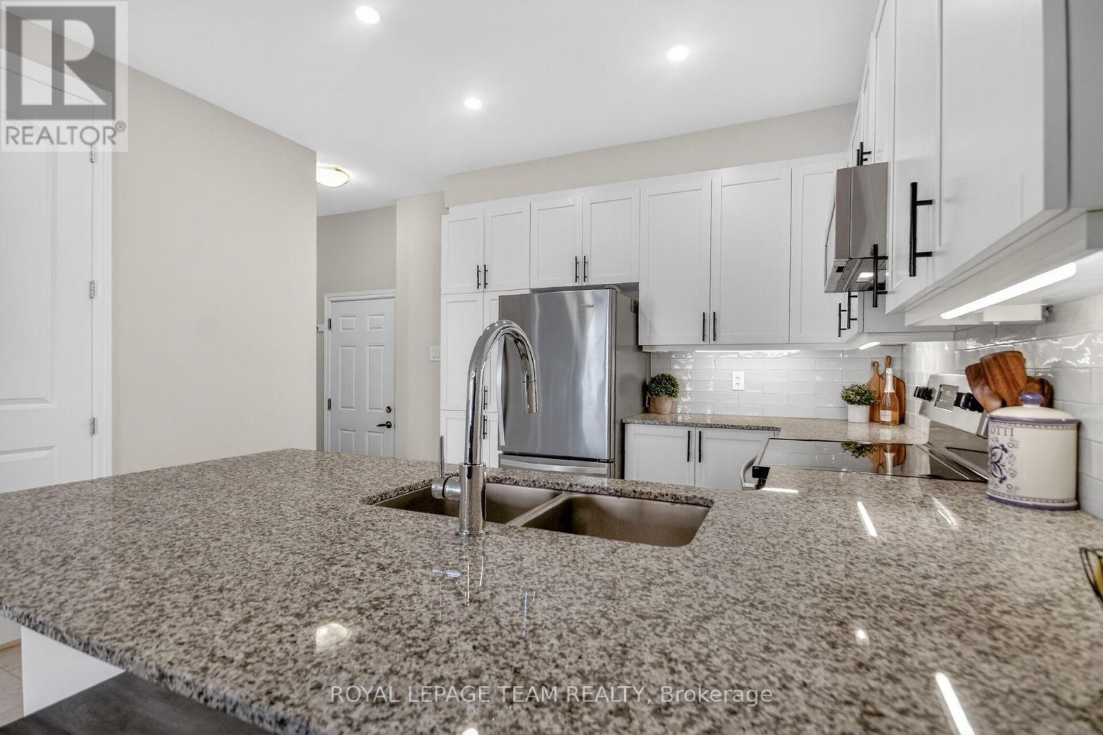 802 BASCULE PLACE, Ottawa, Ontario, K0A2Z0 — Photo 12