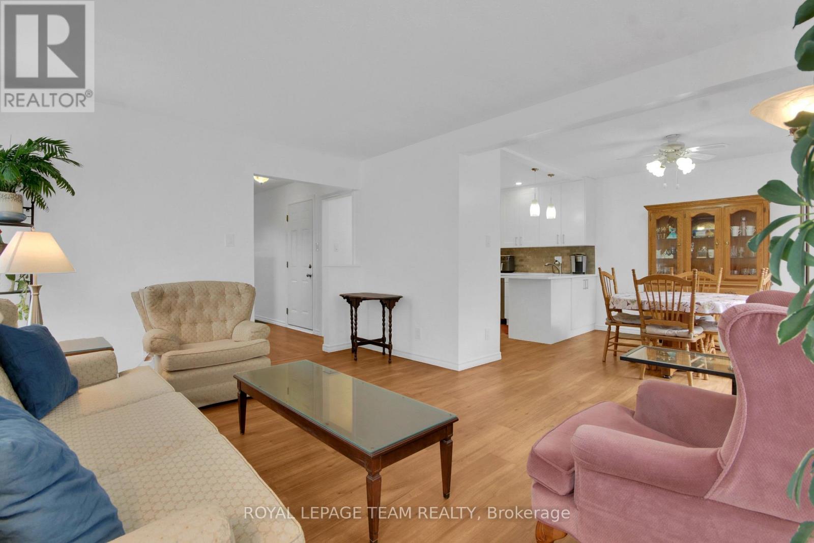 D - 30 BLACK FOREST LANE, Ottawa, Ontario, K2H5C8 — Photo 12