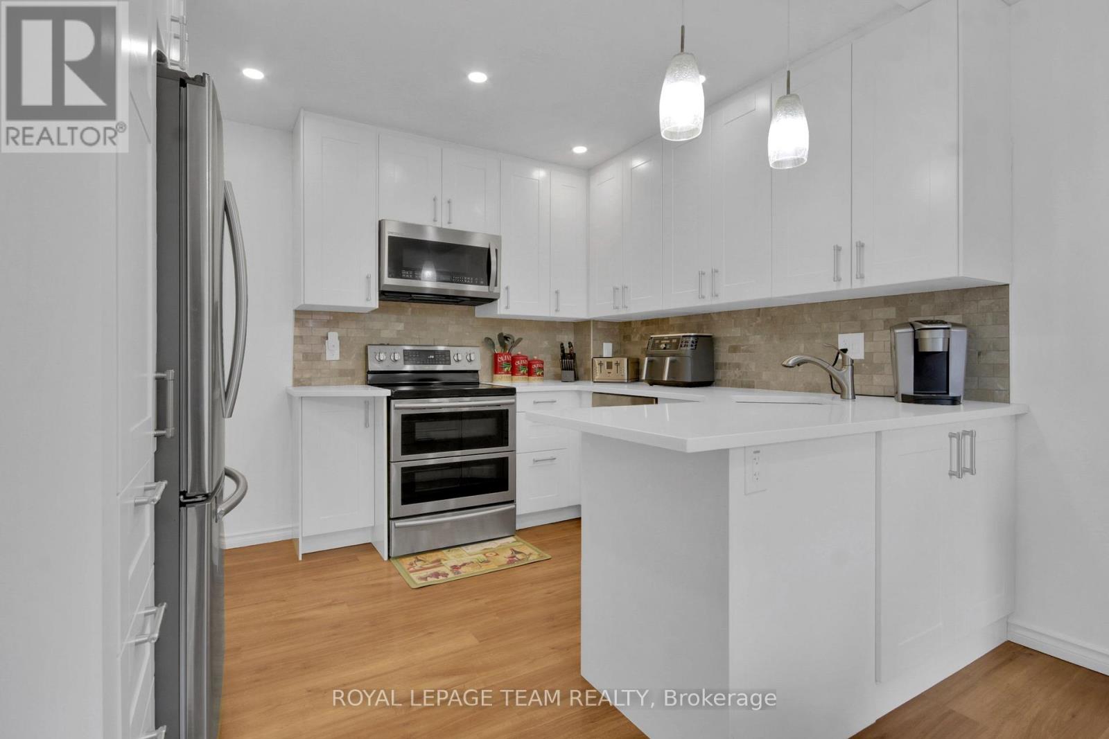 D - 30 BLACK FOREST LANE, Ottawa, Ontario, K2H5C8 — Photo 17