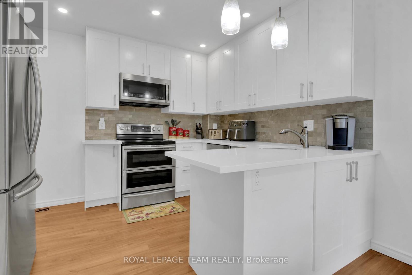 D - 30 BLACK FOREST LANE, Ottawa, Ontario, K2H5C8 — Photo 18