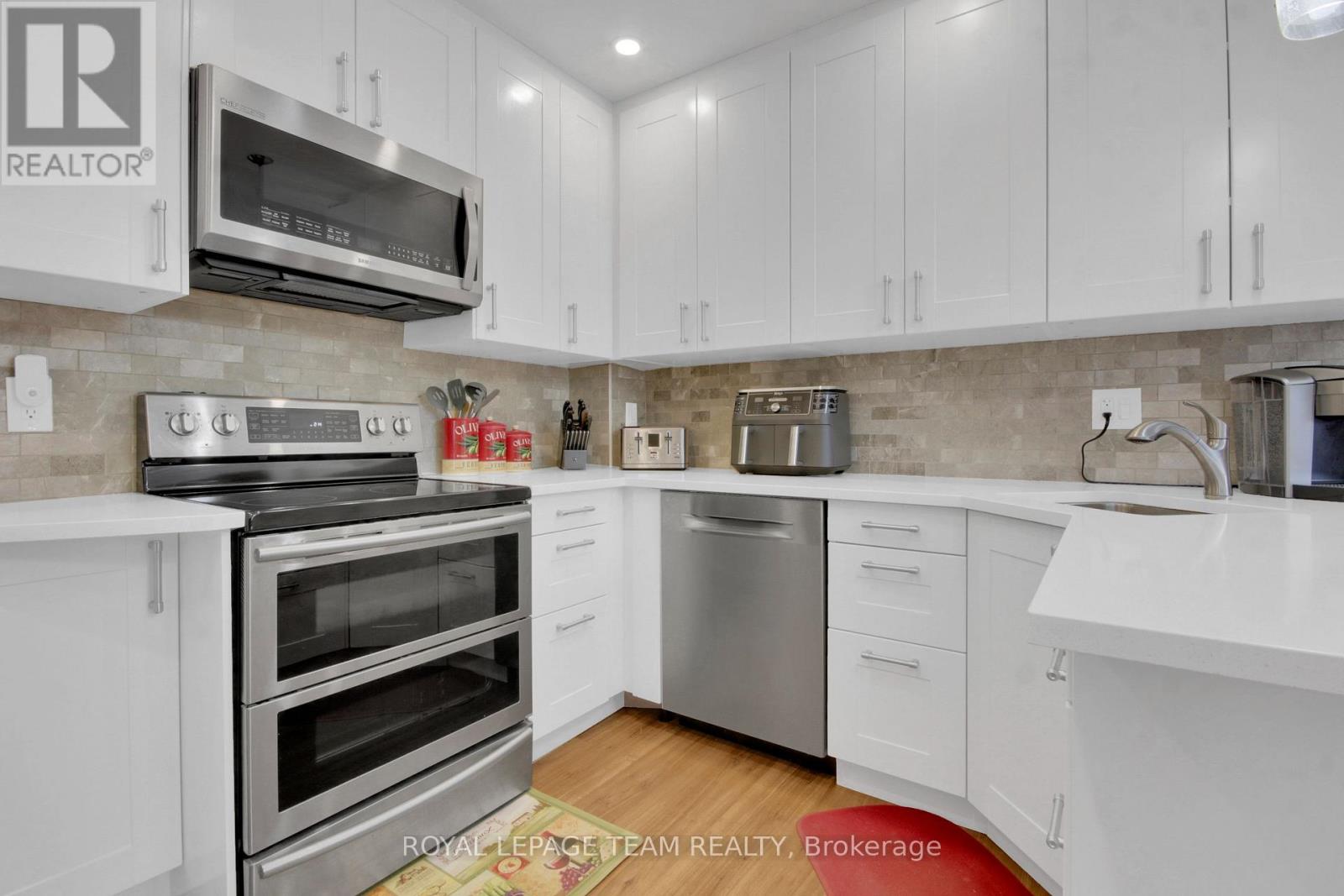 D - 30 BLACK FOREST LANE, Ottawa, Ontario, K2H5C8 — Photo 20