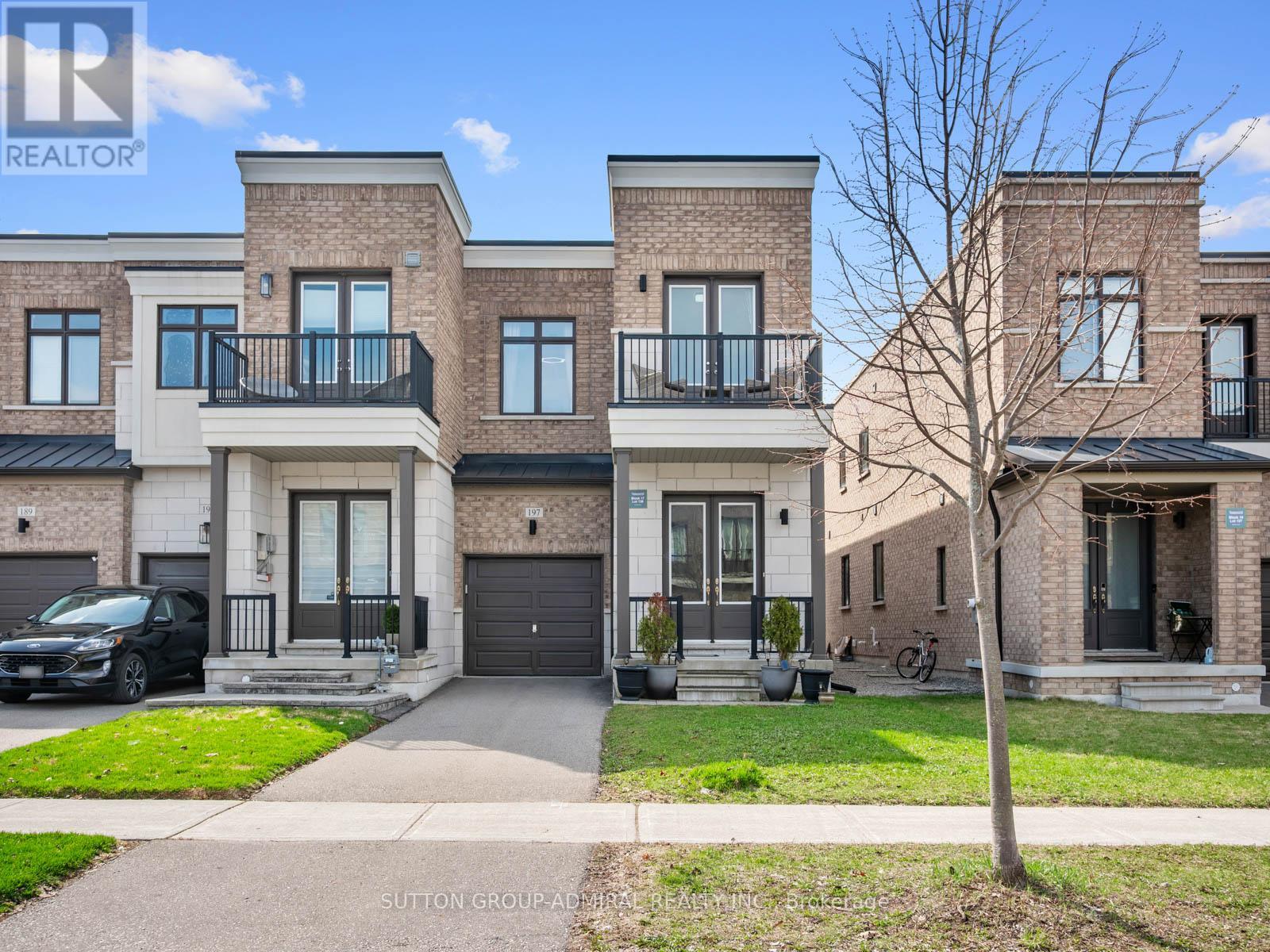 197 ELYSE COURT, Aurora, Ontario, L4G2C9 — Photo 2