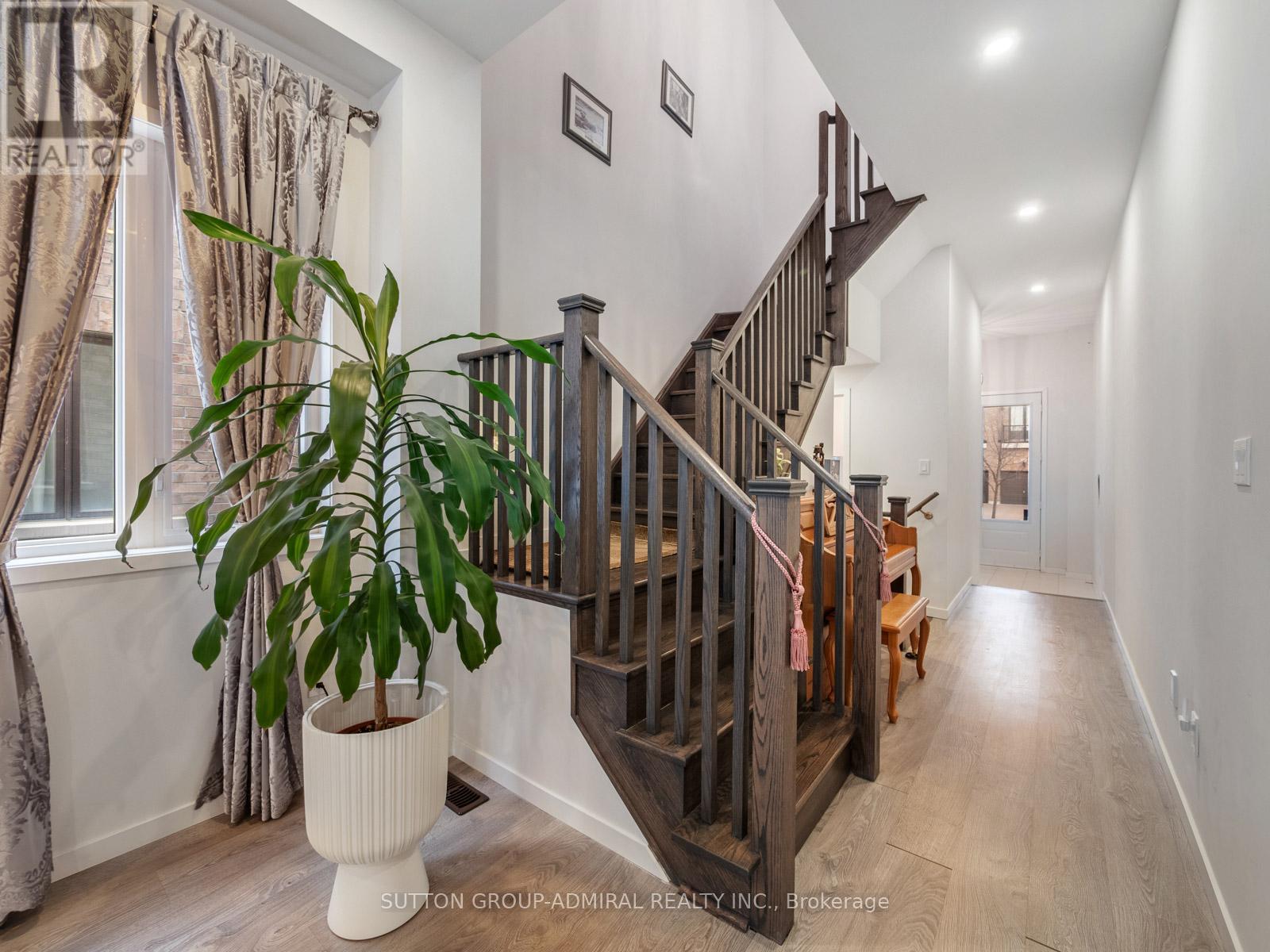 197 ELYSE COURT, Aurora, Ontario, L4G2C9 — Photo 7