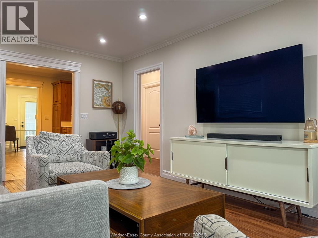 2579 LLOYD GEORGE BLVD, Windsor, Ontario, N8T2T3 — Photo 7