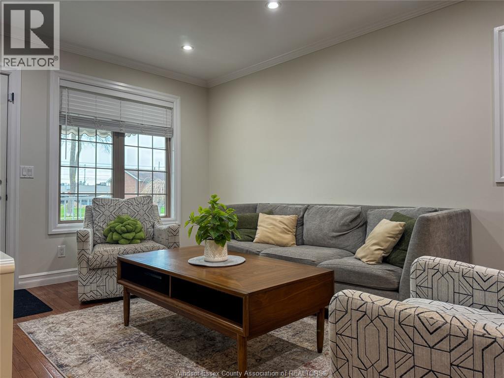 2579 LLOYD GEORGE BLVD, Windsor, Ontario, N8T2T3 — Photo 8