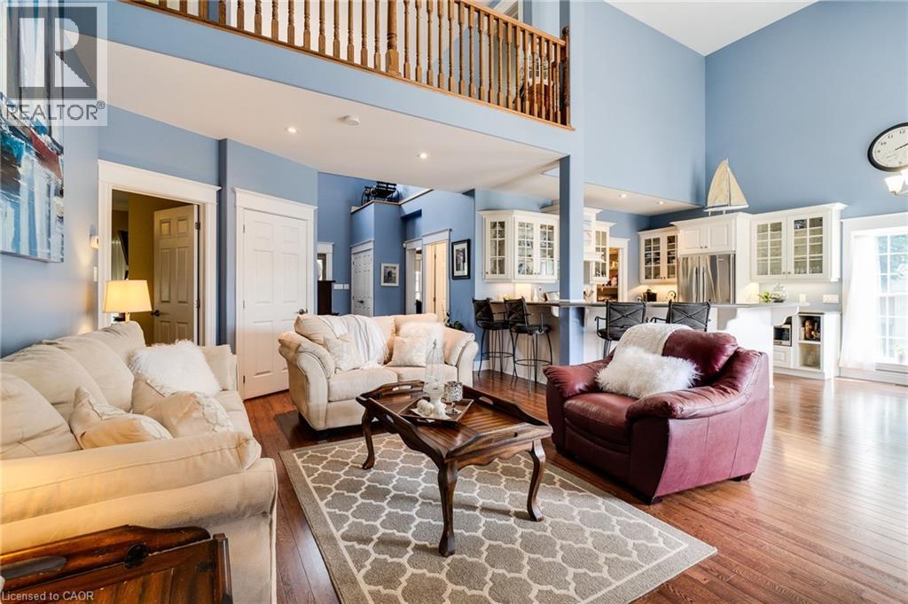 1026 BEACH Boulevard, Hamilton, Ontario, L8H6Z4 — Photo 11